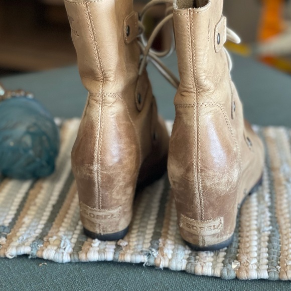 Sorel Joan of Arctic NL2132 - Picture 3 of 5